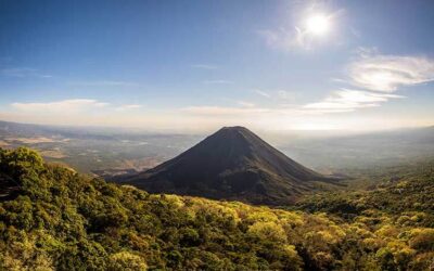 Hike up Izalco Volcano